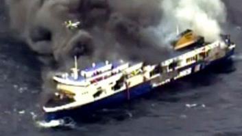 Norman Atlantic: Los equipos de rescate evacuan a todos los pasajeros del ferry incendiado