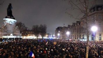 Miles de personas se concentran en París contra el atentado a 'Charlie Hebdo'