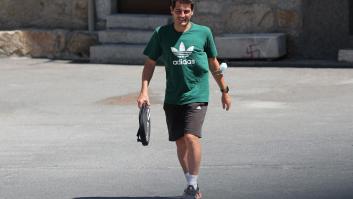 Se da cuenta de un detalle en esta foto de Casillas y lleva 6.500 'me gusta': la clave, al fondo