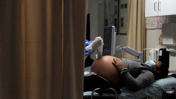 Un juez falla que un bebé nacido muerto debe computar al complemento de maternidad de la pensión