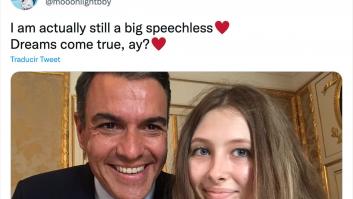 La joven polaca que triunfa en Twitter hablando de Sánchez cuenta qué le dijo al conocerlo