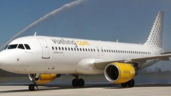 Vueling cancela ocho vuelos en Barcelona y Twitter estalla