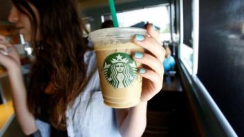 Starbucks eliminará las pajitas de plástico