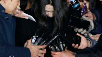 A la cárcel por parar el tráfico aéreo para despedir a una azafata de Korean Air por unas nueces