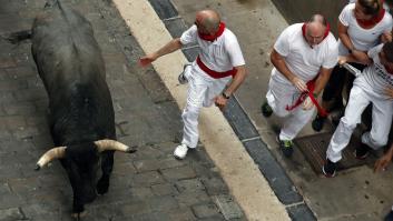 Los toros de José Escolar, famosos por darse la vuelta, corren un tercer encierro rapidísimo en los Sanfermines 2019