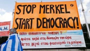 Miles de personas salen a la calle en Grecia en apoyo al Gobierno de Tsipras