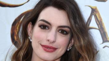 Anne Hathaway cambia su 'look' de manera radical