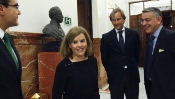 Sáenz de Santamaría, la mujer con más poder desde Isabel II asume todavía más competencias