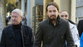 Iglesias acude a apoyar a Verstrynge, juzgado por agredir a un policía