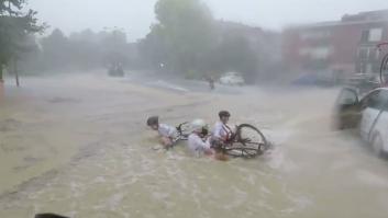 Indignación con la organización de la Vuelta ciclista al Penedés por no suspender la carrera pese a las inundaciones