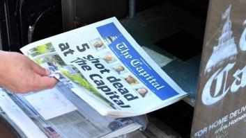 El periódico 'The Capital' sale a la calle el día después del tiroteo