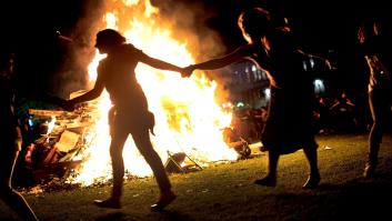 Qué se quema en la hoguera de San Juan y otras tradiciones de la noche del 24 de junio