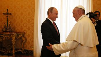 El papa revela que Orbán le contó que Rusia quiere acabar con la guerra el 9 de mayo