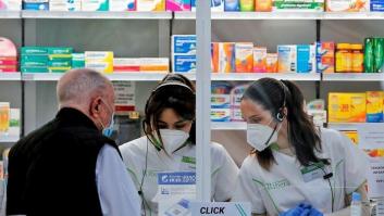 Los farmacéuticos de Madrid: "Es imprescindible hacer test en las farmacias para descongestionar el sistema"