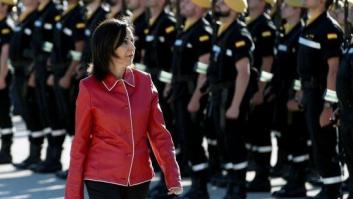 Robles confirma en el cargo al jefe del CNI y a la cúpula militar