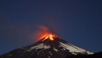 Volcán Villarica: la erupción del volcán chileno obliga a desalojar a más de 3.000 personas (FOTOS)