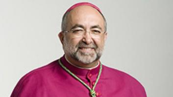 El arzobispo de Oviedo carga contra "los pancarteros" y sus "revoluciones de pacotilla"