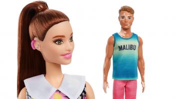 Las Barbies más inclusivas: una muñeca con implante coclear y un Ken con vitiligo