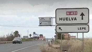 La policía local de Lepe (Huelva) detiene a un vecino por cambiar las marcas viales de una carretera