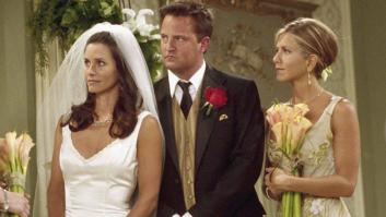 Matthew Perry, Chandler en 'Friends', se compromete con su novia 20 años menor que él