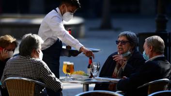 España recupera los 19 millones de trabajadores por primera vez desde marzo