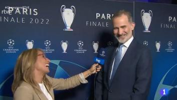 Felipe VI hace partirse de risa a la periodista de TVE con su comentario sobre la final de Champions