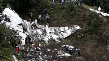 El avión estrellado de Chapecoense tenía poco combustible y exceso de peso