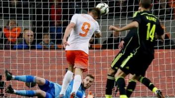 Holanda fulmina a España en un cuarto de hora (2-0)
