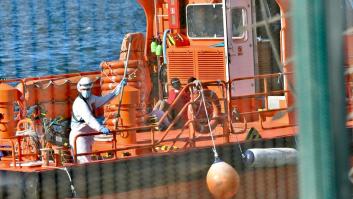 Cuatro fallecidos, entre ellos un niño, al naufragar una patera cerca de Murcia
