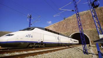Renfe suspende 155 trenes de AVE y Media Distancia por la huelga del día 5