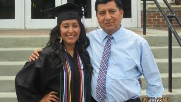 He estudiado Medicina gracias a mi padre, pero lo van a deportar antes de graduarme