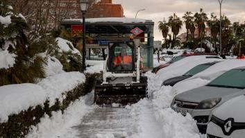 Metro atestado, sin clases y con calles blancas: Madrid trata de volver a la normalidad