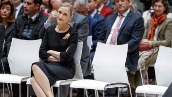 Cifuentes sólo dimitirá por la polémica del máster si se lo pide Rajoy