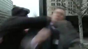 Richard Spencer, líder de los supremacistas blancos, agredido en las marchas anti Trump