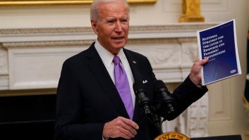 Biden lanza una estrategia "de guerra" para contener la pandemia en EEUU