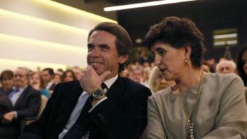 Aznar lamenta la actual "debilidad" y "decaimiento" de España