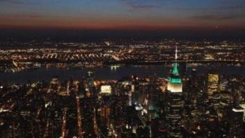 El Empire State Building se tiñe de verde por el 10º aniversario de 'The Huffington Post'