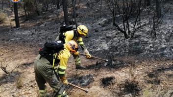 Controlan el incendio de Venta del Moro (Valencia) después de cinco días y 1.300 hectáreas calcinadas