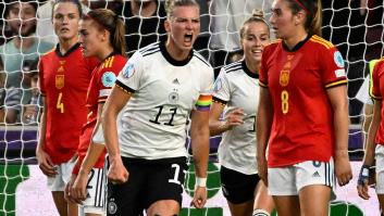 Un error garrafal y la falta de gol anulan a España ante Alemania y rompen una racha de imbatibilidad de dos años
