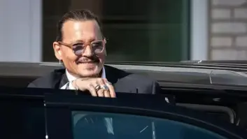 Johnny Depp llega a un acuerdo y evita ir a juicio con un empleado que lo acusaba de agresión