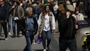 El mayor experto de coronavirus en España estalla ante la "locura" y pide tres medidas urgentes