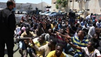 Los guardacostas libios interceptan un barco con 600 inmigrantes indocumentados que viajaban a Italia