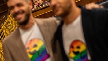 Abascal estalla en Twitter contra una campaña por el Orgullo LGTB