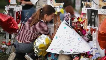 El condado de Florida donde ocurrió el tiroteo tendrá agentes con rifle en escuelas