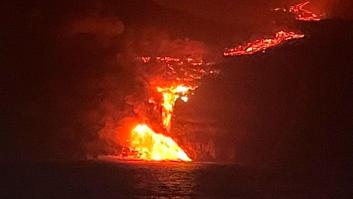 Las imágenes de la llegada de la lava al mar en La Palma