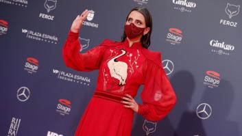 Unos 'looks' marcados por las mascarillas en la alfombra roja de los premios Feroz 2021