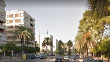 Diez jóvenes dan una paliza y roban a una chica de 24 años en Jerez (Cádiz)