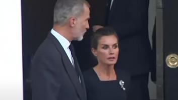 El significativo detalle del vestido de Letizia a su llegada a Londres para el funeral de Isabel II