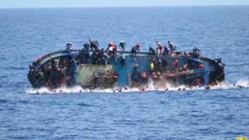 Mueren 90 inmigrantes tras naufragar su barco frente a las costas de Libia