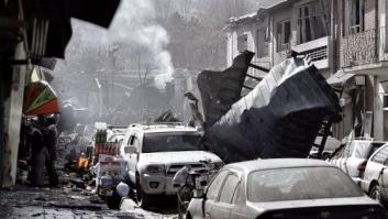Al menos 95 muertos y más de 100 heridos en un atentado con ambulancia bomba en Kabul